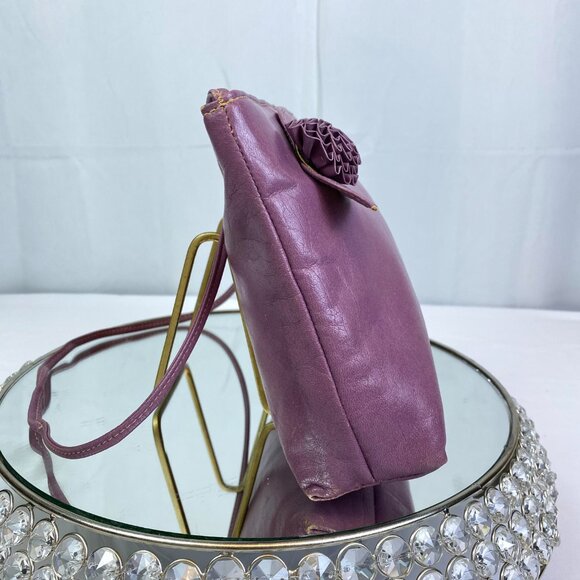 Paula 💜 Vintage Y2K Metallic Lavender Leather Clutch – Mary Ann Rosenfeld - Picture 5 of 12